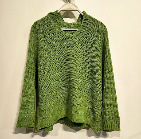 jersey-verde-capucha